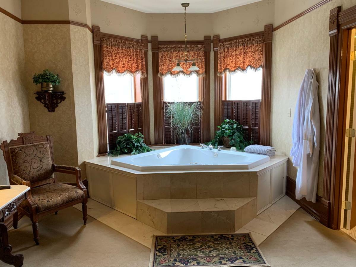Edgar Olin House (Adults Only) Bed & Breakfast Пуебло Стая снимка